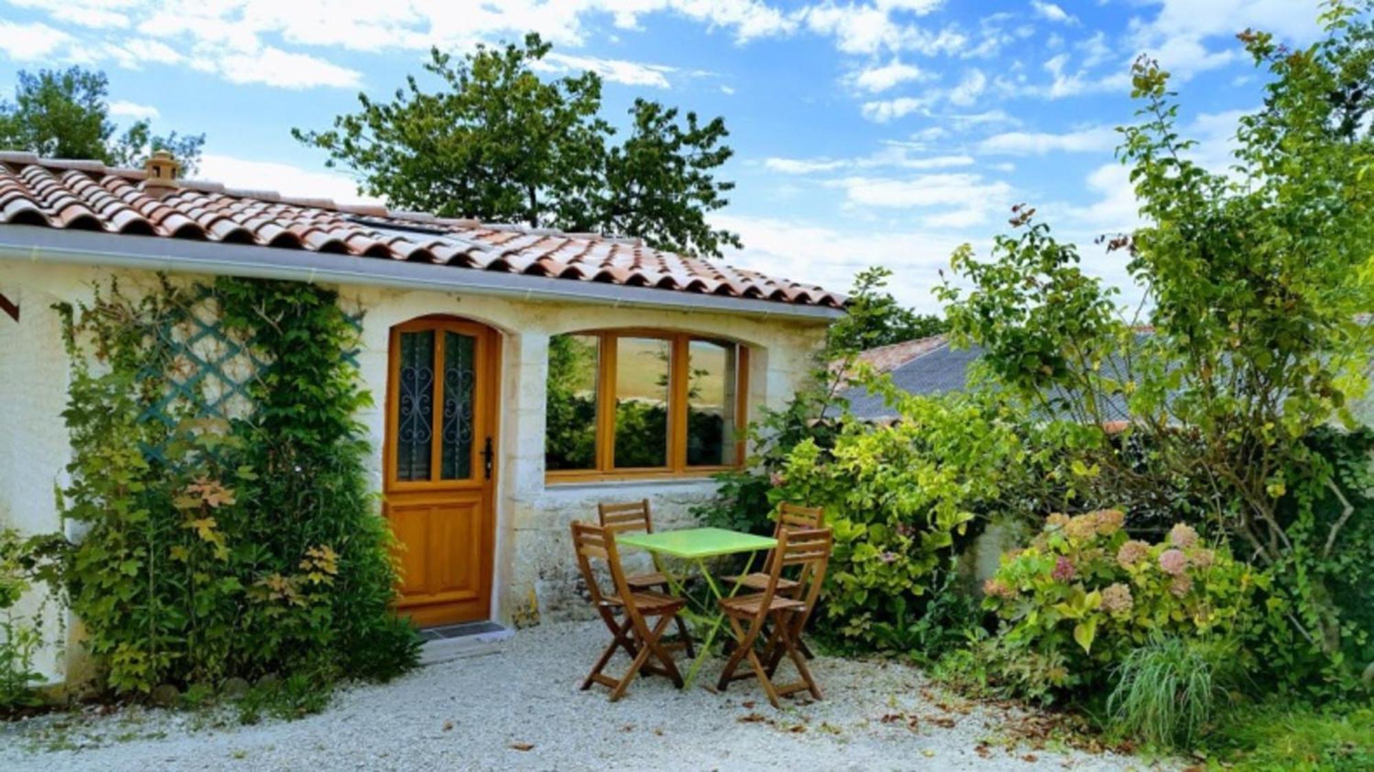 Les Roses De Jonzac Villa Mortiers Exterior foto